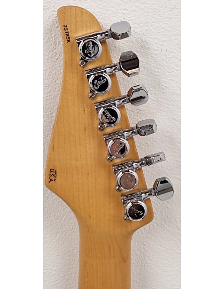 SUHR CLASSIC PRO HSS 3TB MAPLE NECK SUHR CLASSIC PRO HSS 3TB MAPLE NECK