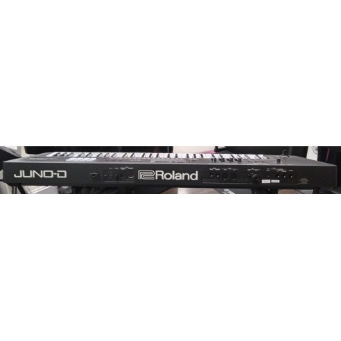 ROLAND JUNO D6