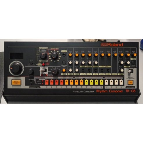 ROLAND TR-08