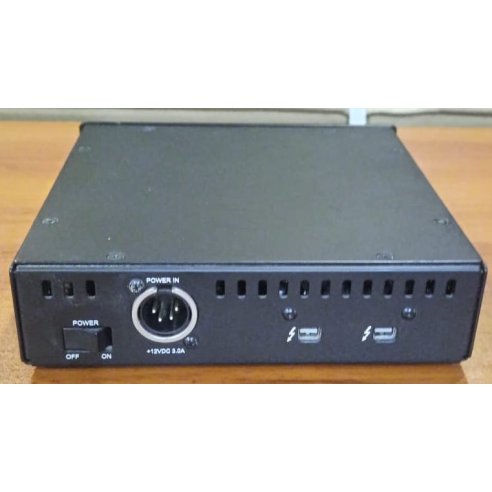 UNIVERSAL AUDIO UAD-2 SATELLITE TB2 OCTO CORE