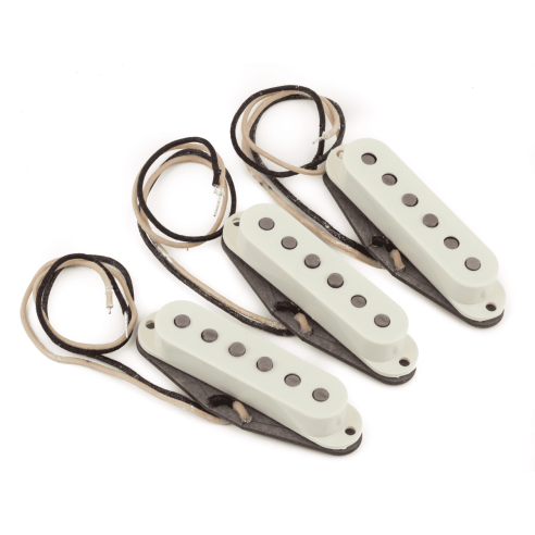 FENDER AMERICAN VINTAGE 65 STRAT SET OF 3