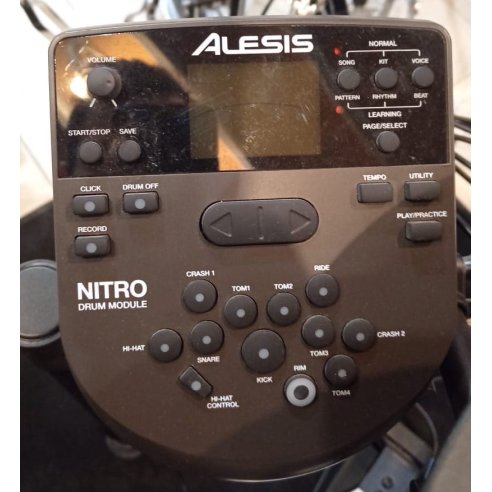 ALESIS NITRO MESH DRUM KIT