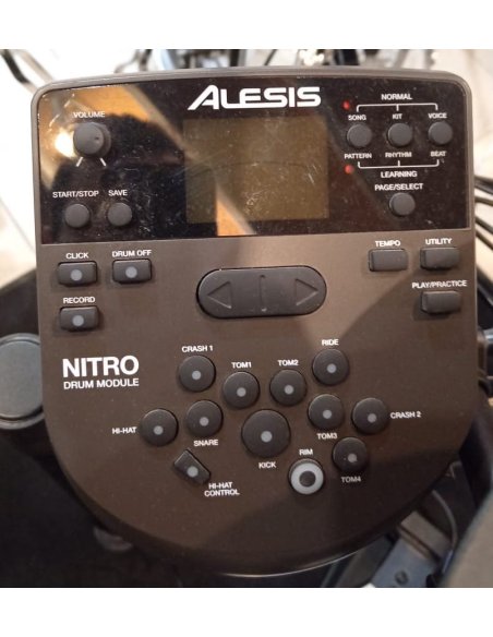 ALESIS NITRO MESH DRUM KIT