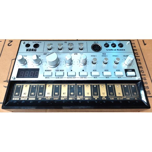 KORG VOLCA BASS