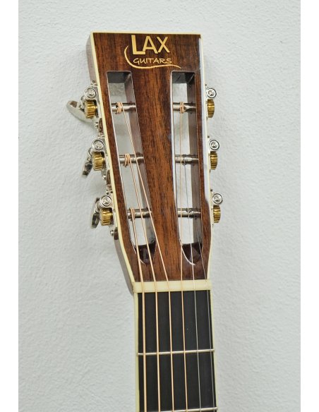 LAX 006 000-28 ALL SOLID WOOD + CASE