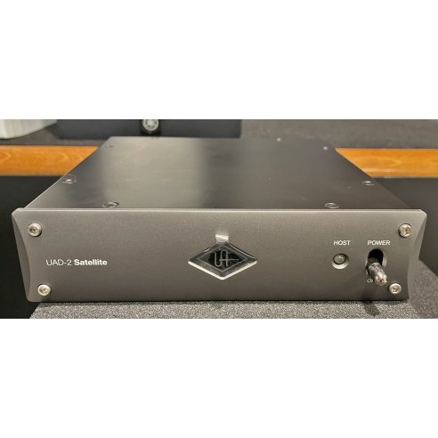 UNIVERSAL AUDIO UAD-2 SATELLITE TB 3 QUAD CORE