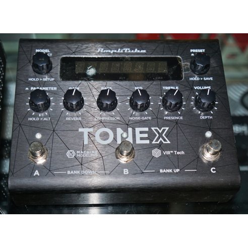 IK MULTIMEDIA TONEX PEDAL