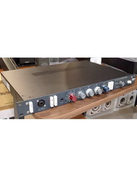 NEVE 1073 SPX