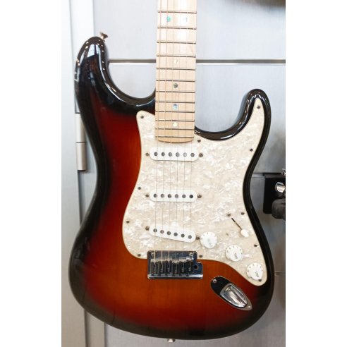 FENDER STRATOCASTER AMERICAN DELUXE MN 2009 -...