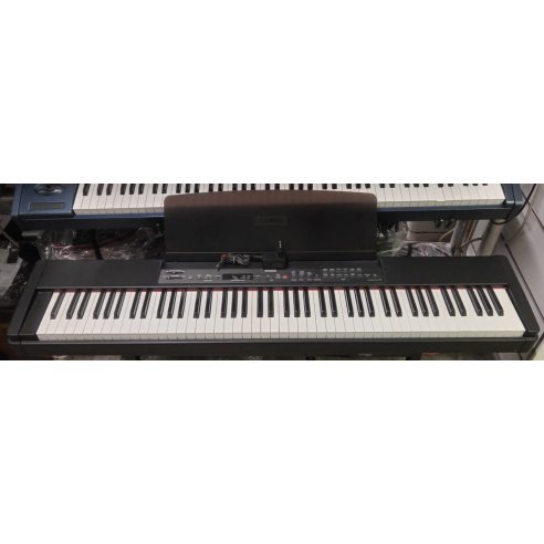 YAMAHA P-90