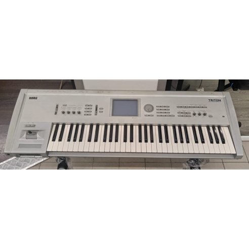 KORG TRITON 61