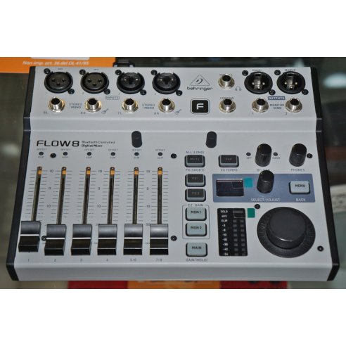 BEHRINGER FLOW 8