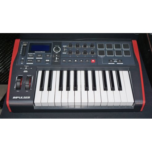 NOVATION IMPULSE 25