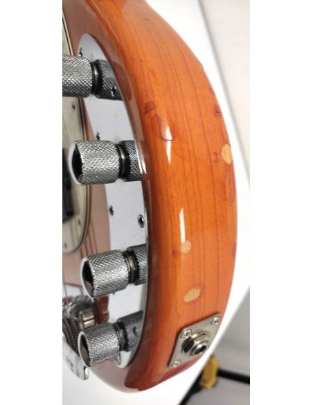 MUSIC MAN STINGRAY 4 2000