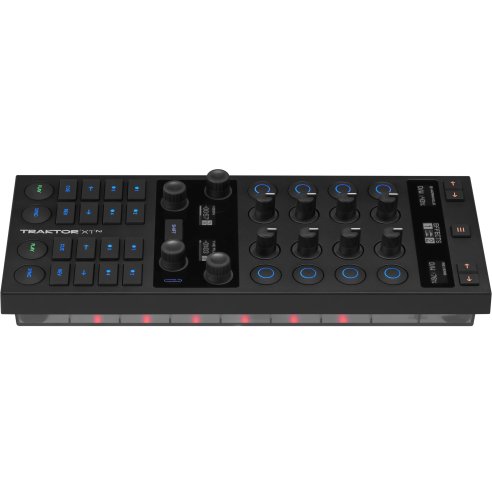 NATIVE INSTRUMENTS TRAKTOR X1 MK3