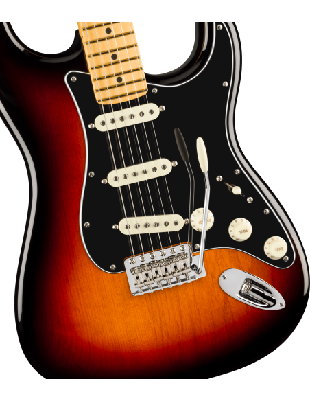 FENDER AM PRO CLASSIC STRAT MN 3TS