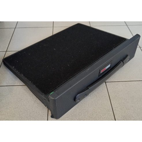 GATOR GPT BLACK PEDAL BOARD