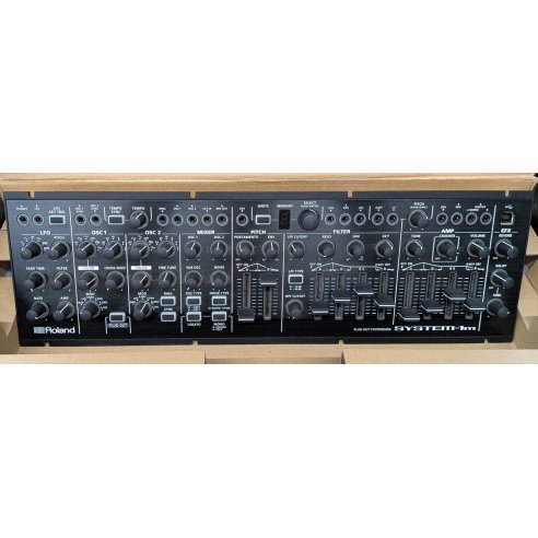 ROLAND SYSTEM 1M