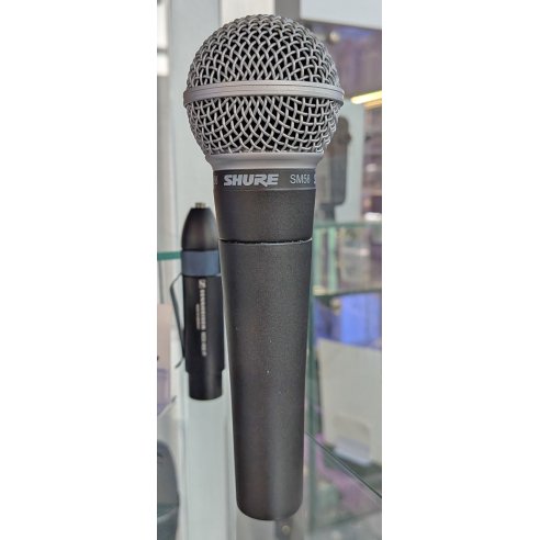 SHURE SM58