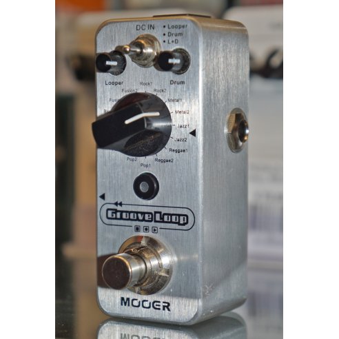 MOOER GROOVE LOOPER PEDAL
