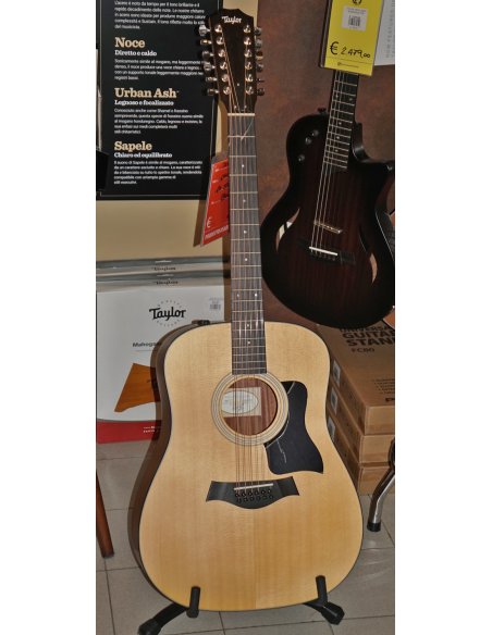 TAYLOR 150e 12 STRINGS