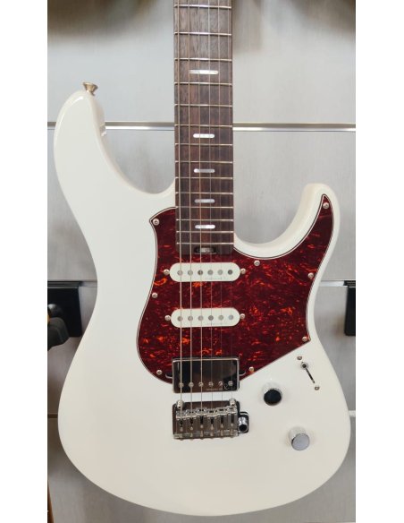 YAMAHA PACIFICA PROFESSIONAL SHELL WHITE
