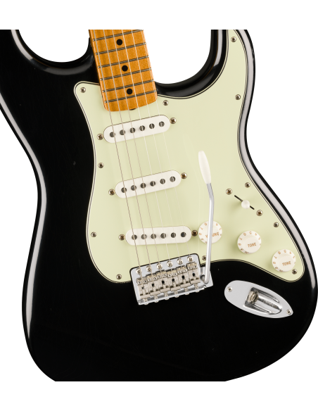 FENDER LTD VINTERA II ROAD WORN 60S STRATO MN BLK W/CASE