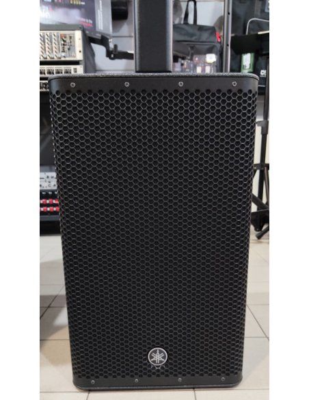 YAMAHA STAGEPAS 1K