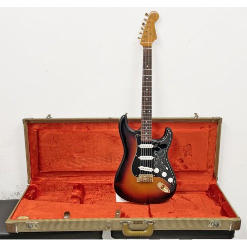 FENDER STRATOCASTER STEVIE RAY VAUGHAN