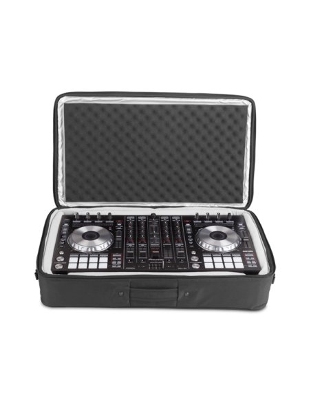 UDG URBANITE MIDI CONTROLLER SLEEVE LARGE BLACK UDG URBANITE MIDI CONTROLLER SLEEVE LARGE BLACK