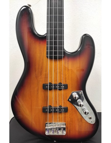 SQUIER JAZZ BASS VINTAGE MODIFIED FRETLESS