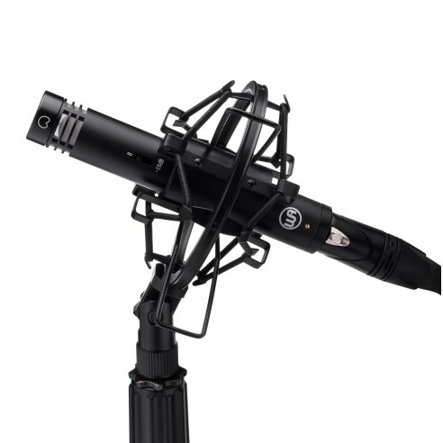 WARM AUDIO WA-84 Black