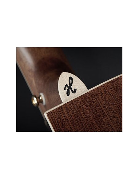 HAGSTROM ELFDALIA II DREADNOUGHT CE NAT HAGSTROM ELFDALIA II DREADNOUGHT CE NAT