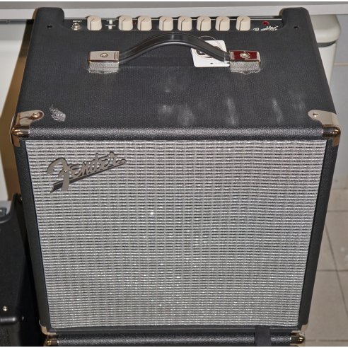 FENDER RUMBLE 40