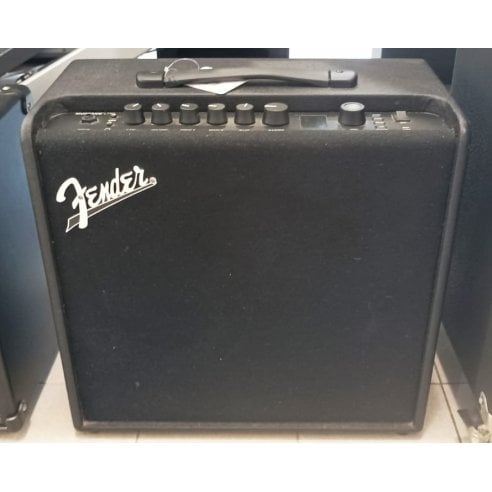 FENDER MUSTANG LT50
