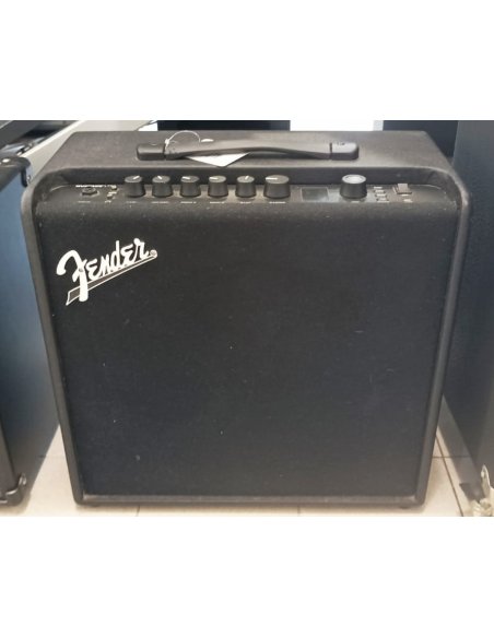 FENDER MUSTANG LT50