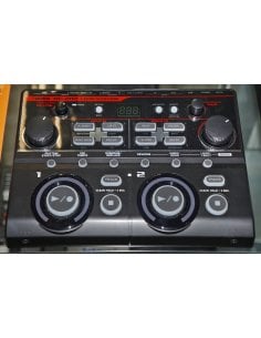 BOSS RC-202 LOOP STATION