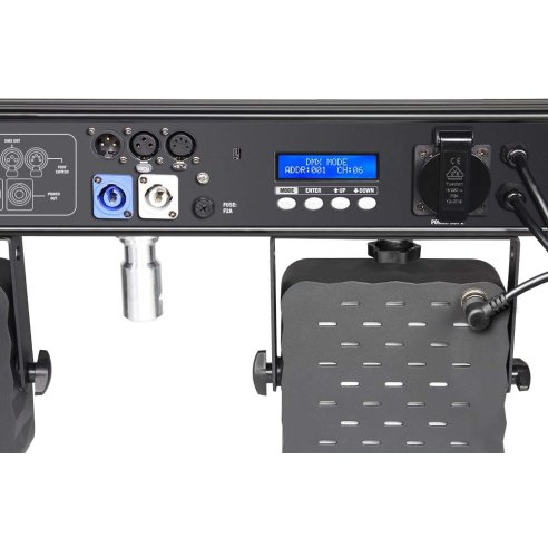 CAMEO PAR3 SET FARI LED RGBW  + CASE + FOOTSWITCH + STAND