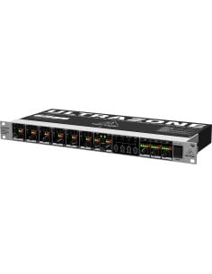 BEHRINGER ZMX8210 V2