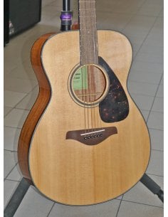 YAMAHA FS800 NATURAL 2
