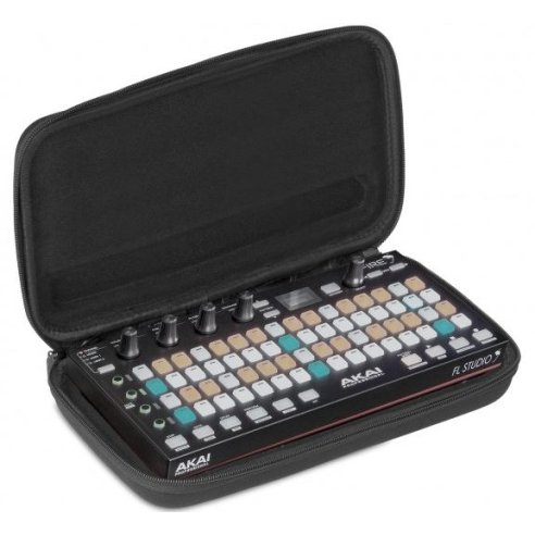 UDG GEAR U8477BL - CREATOR AKAI FIRE HARDCASE BLACK