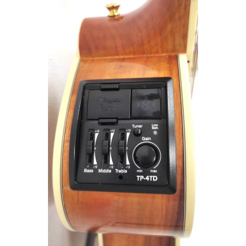TAKAMINE GN77KCE