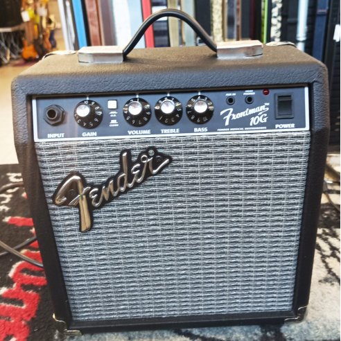 FENDER FRONTMAN 10G
