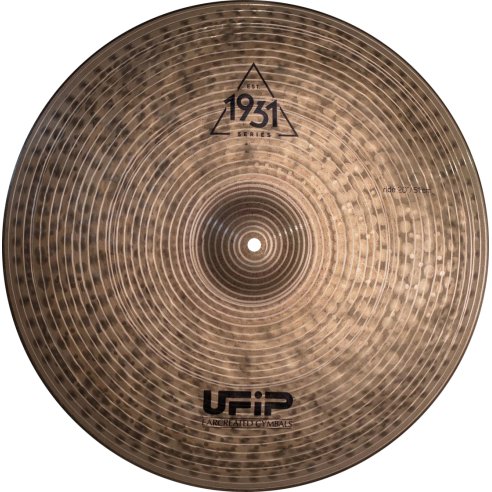 UFIP EST. 1931 18 CRASH