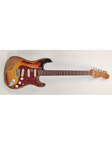 FENDER LTD ED. '61 STRAT SUPER HEAVY RELIC ROASTED 3 COLOR SUNBURST FENDER LTD ED. '61 STRAT SUPER HEAVY RELIC ROASTED 3 COLOR SUNBURST