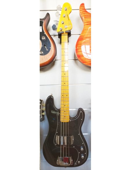 VINTAGE TONY BUTLER B4 LIVE MODEL