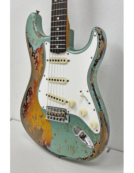 FENDER 65 STRAT SUPER HEAVY RELIC SHERWOOD GREEN OVER 3 CSB