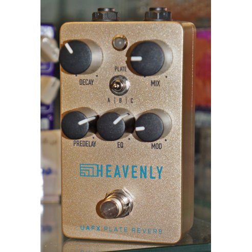 UNIVERSAL AUDIO UAFX HEAVENLY PLATE REVERB