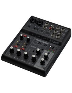 YAMAHA AG06 MK2B 2