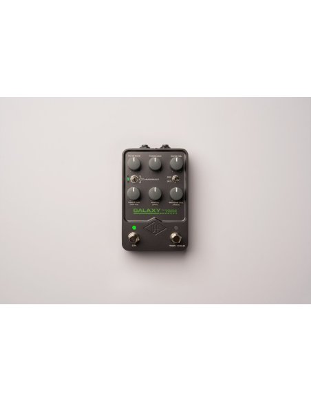 UNIVERSAL AUDIO UAFX GALAXY '74 TAPE ECHO & REVERB UNIVERSAL AUDIO UAFX GALAXY '74 TAPE ECHO & REVERB